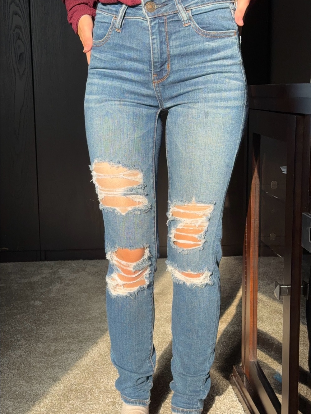 American Eagle Outfitters Light Blue Distressed Skinny Jeans